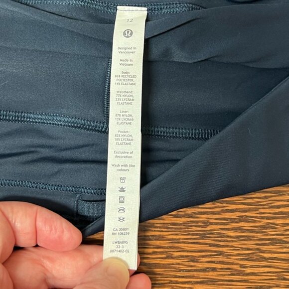 Lululemon Pace Rival Extra Long True Navy Skirt Size 12 NWT - Picture 4 of 6